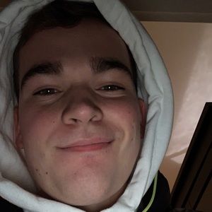 Meet your Posher, Lucas